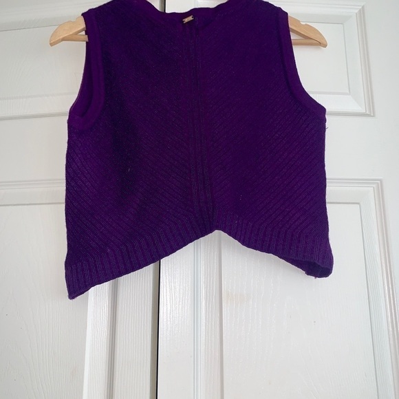 St.john crop layered top - Picture 6 of 6